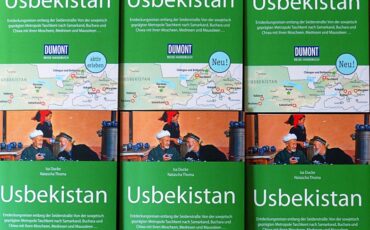 Cover of the DuMont guidebook Uzbekistan 2nd edition