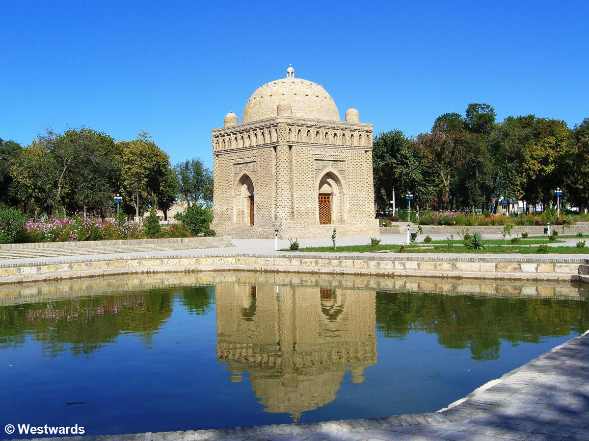 The Mausoleum Ismail Samani is the indisputed sightseeing highlight in Bukhara
