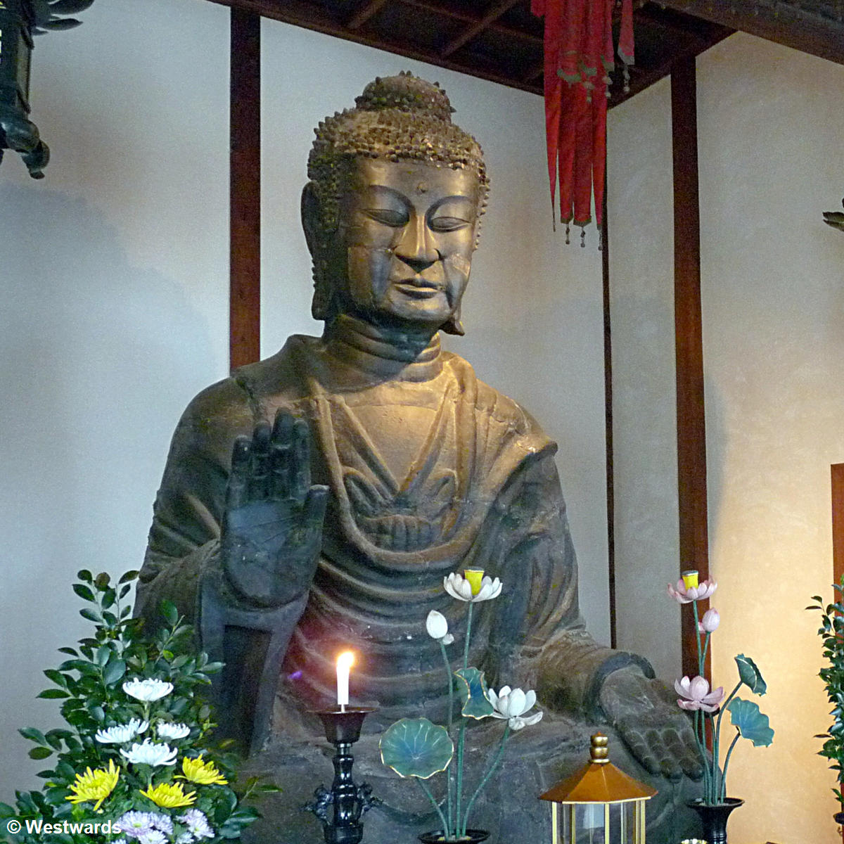 The archaic Buddha of Asukadera 