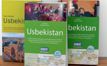 Reishandbuch Usbekistan Three different editions
