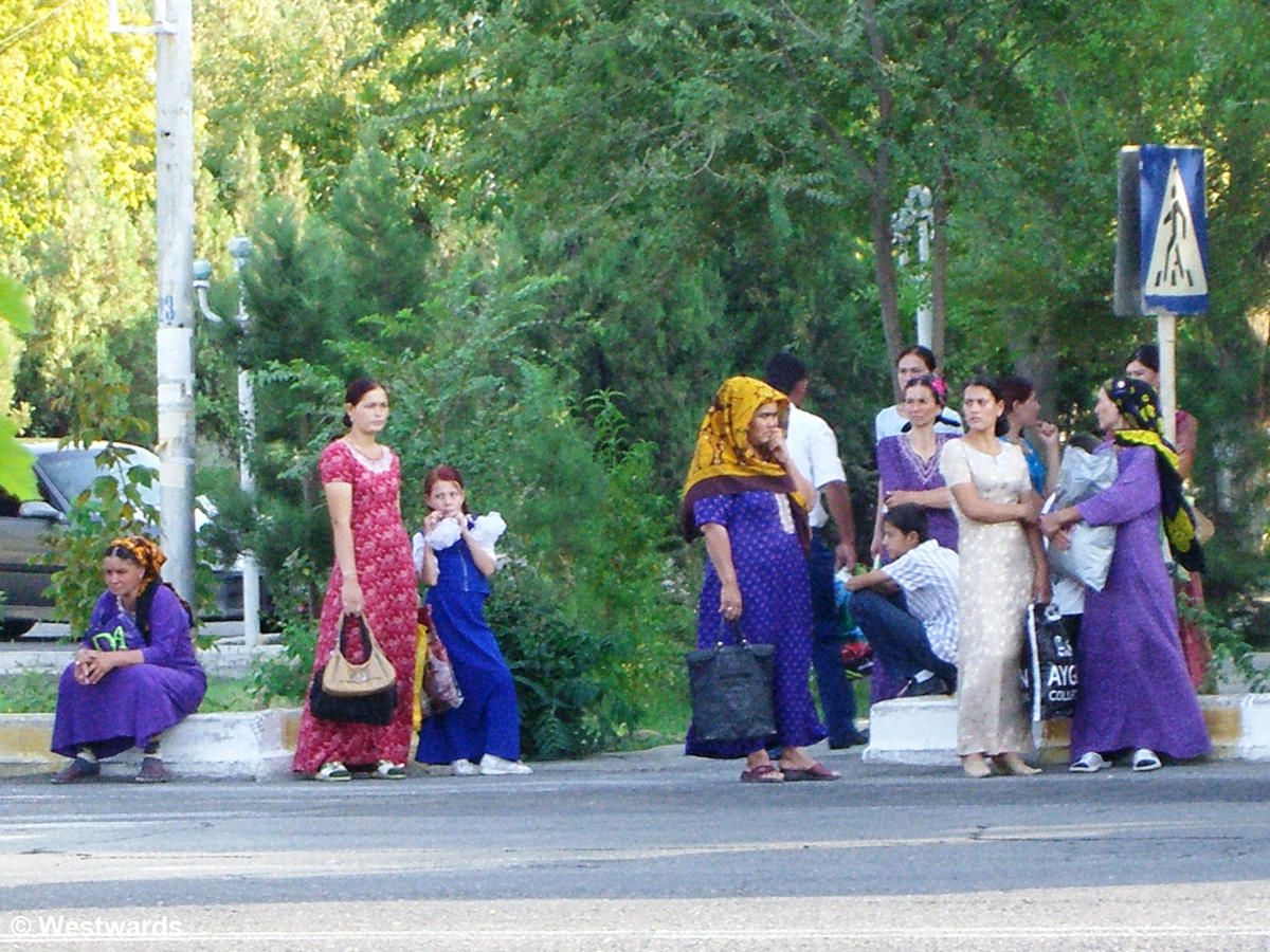 Women waiting at a bus stop, Turkmenistan