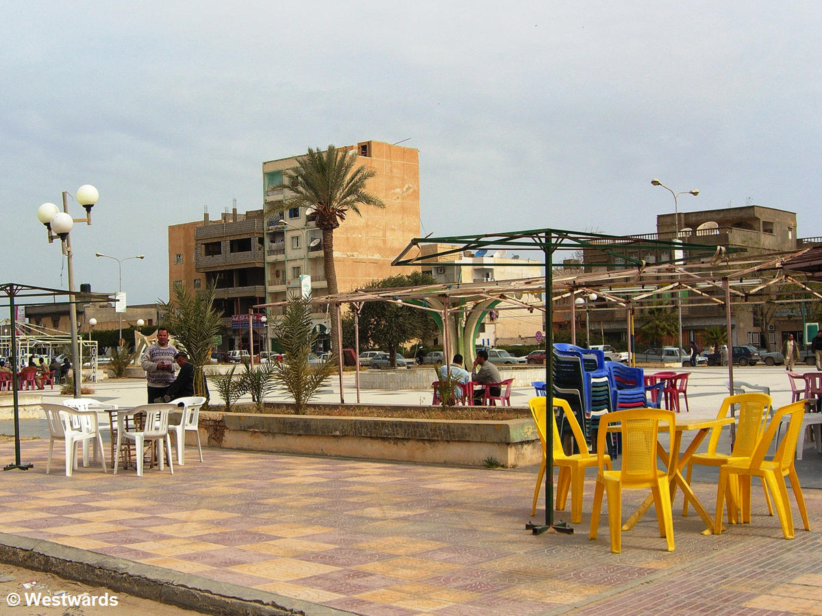 empty outdoor restaurant in Al-Khoms