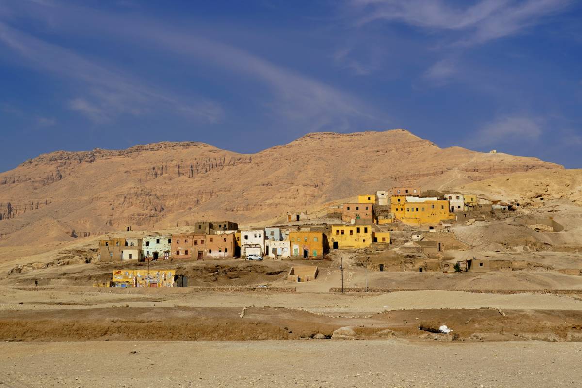 Old Gourna / Al-Qurna village on Luxor's Westbank - the tomb-robbers' village