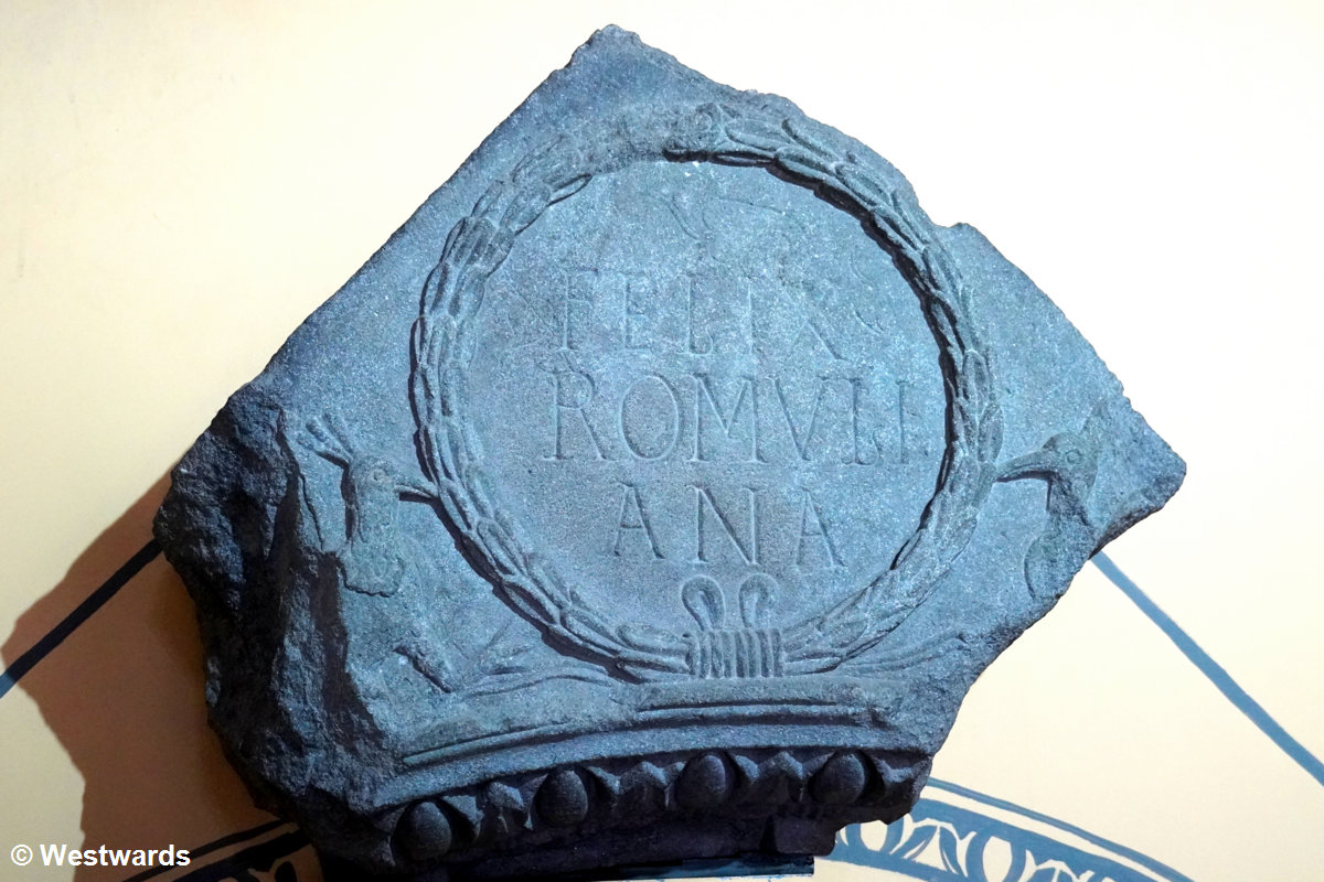 "Felix Romuliana": The stone bearing the name of a Roman palace near Gamzigrad, Serbia