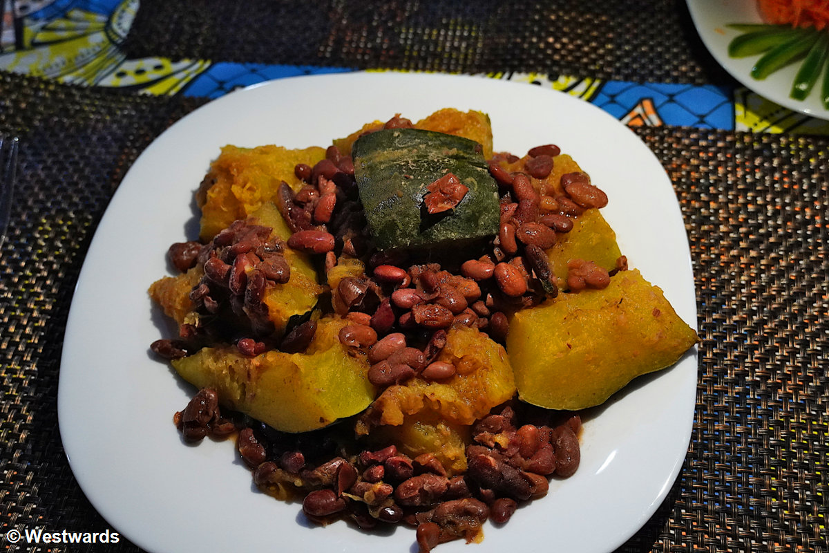 Ibihaza is a Rwandan vegetarian dish consisting of beans and pumpkin