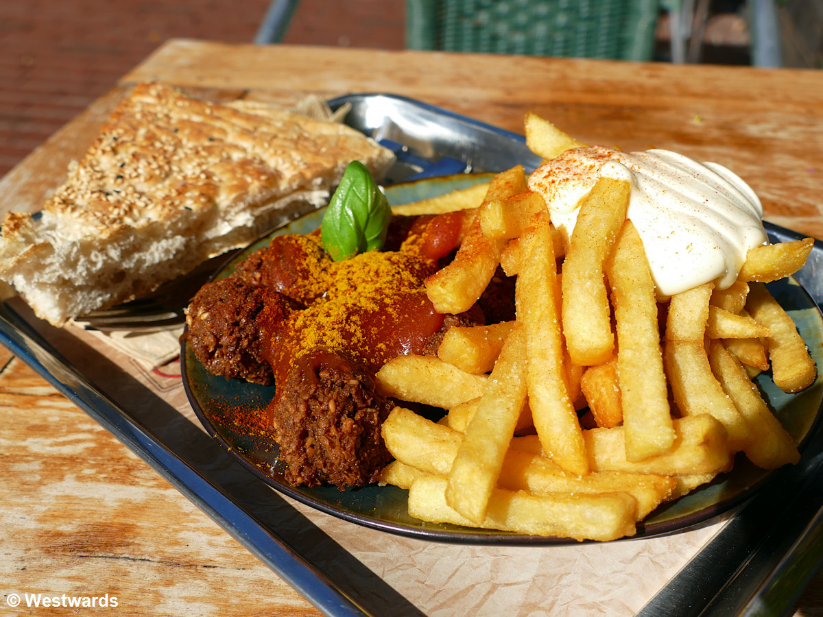 Falafel at Baerlin Curry in Hamm , Germany