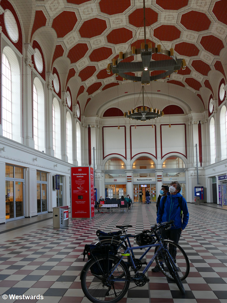 Travel blogger Natascha starting out for the Industrial Heritage Route cycling in Hamm station, Germany