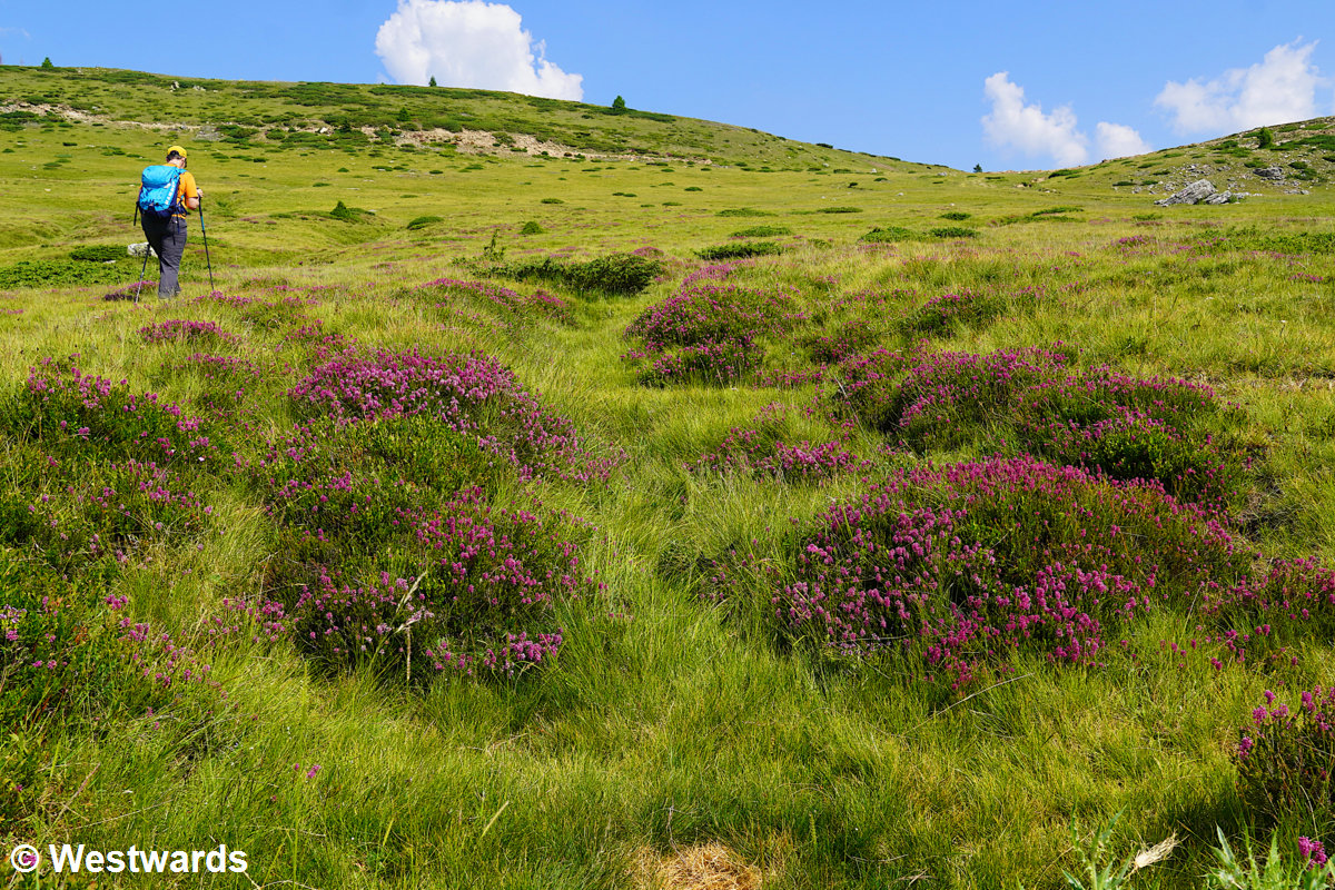 Travel blogger Natascha hiking from Popova Shapka to Antenna viewpoint