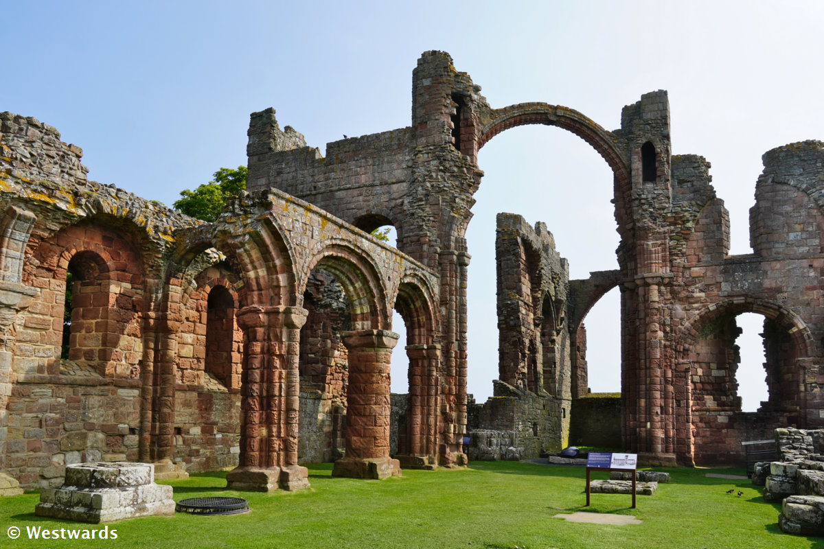 Ruined arches at Lindisfarne Priory