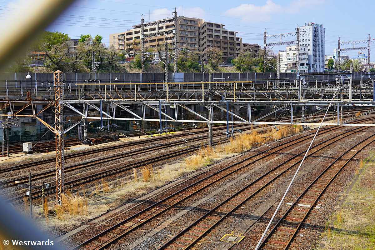 Railway tracks of the Yamanote Line - and some others - seen from our cycling route